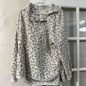 GreenTea Gray Patterned Fleece Jacket